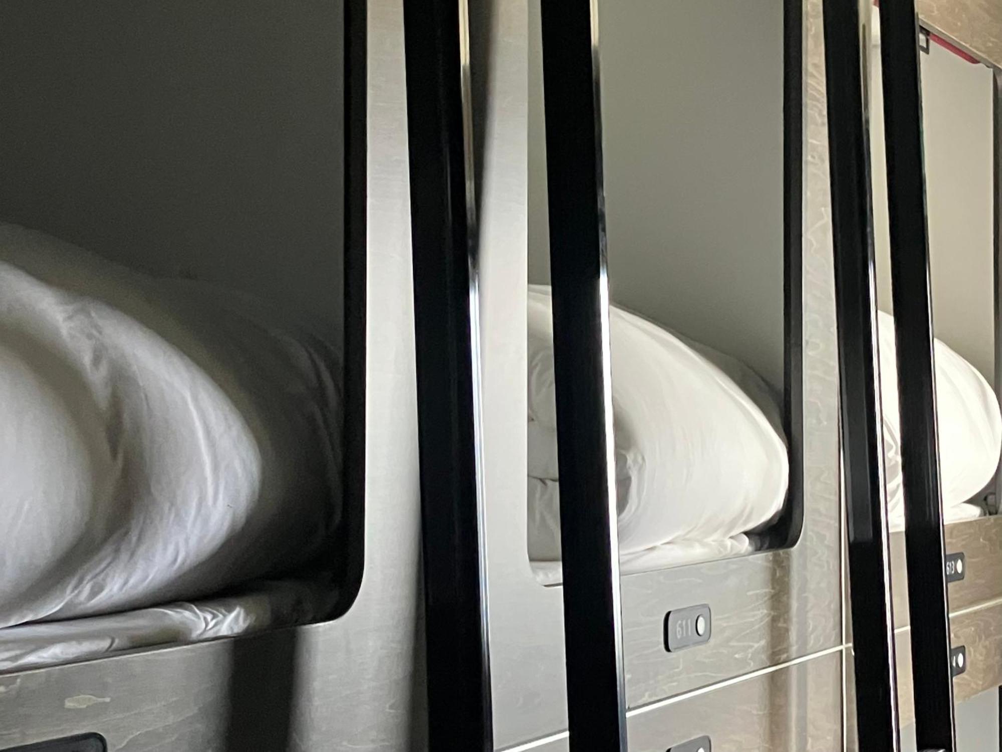 Capsule Hotel Suzumoriya โตเกียว ภายนอก รูปภาพ