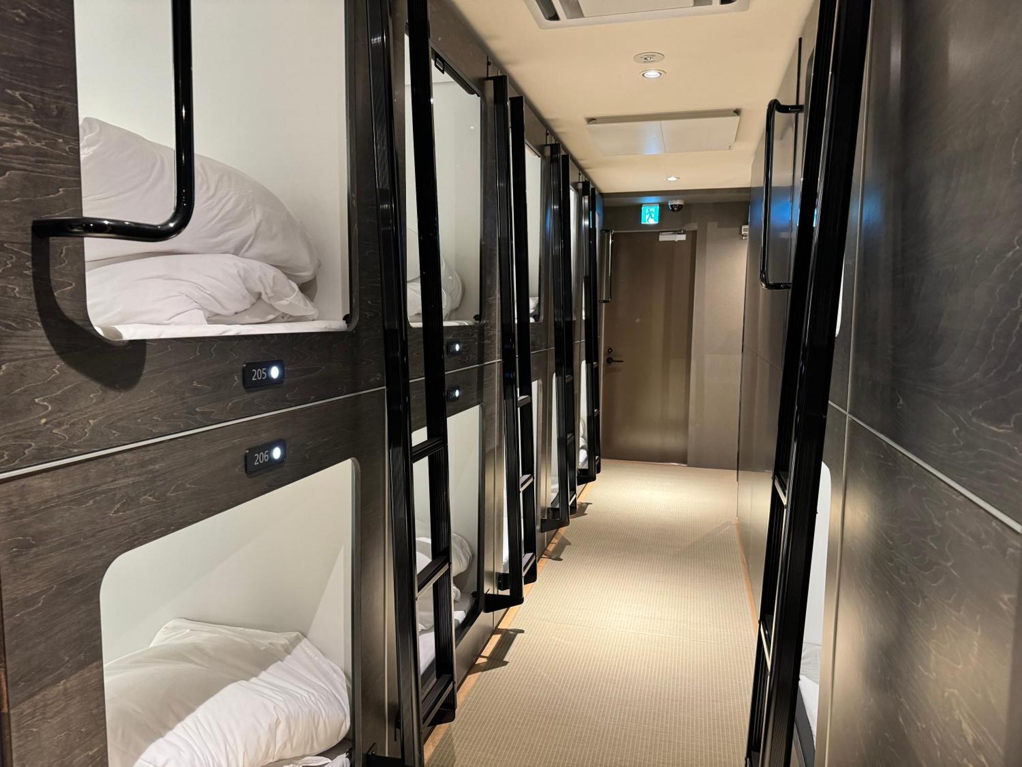 Capsule Hotel Suzumoriya โตเกียว ภายนอก รูปภาพ